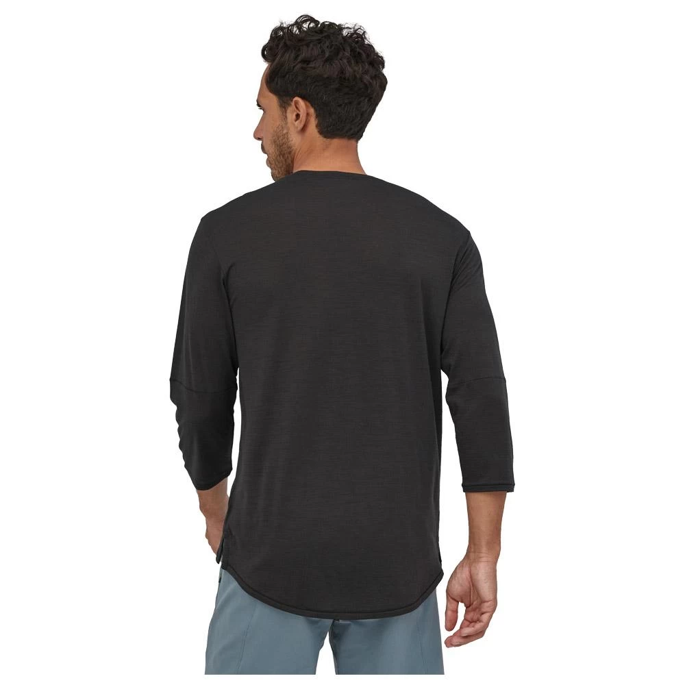 Maillot VTT Patagonia M's Merino 3/4 Sleeve Bike Jersey Black 2 Maillot VTT Patagonia M's Merino 3/4 Sleeve Bike Jersey Black – Image 2